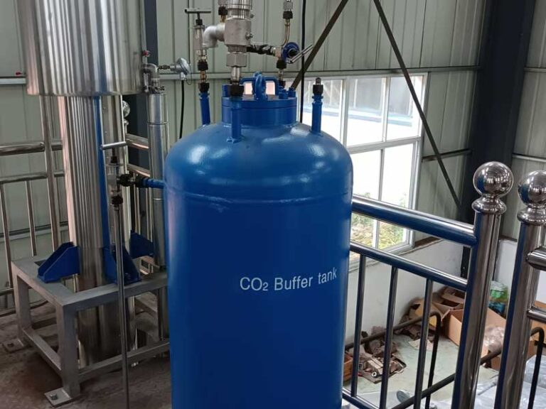 large supercritical co2 extraction device